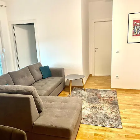 Apartment Diana Zara Parking Free Exterior photo